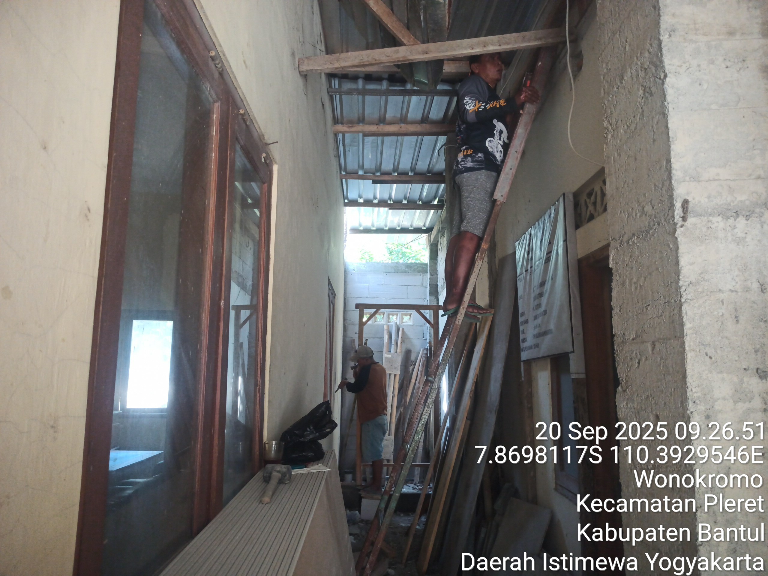 Foto Pembangunan 50%